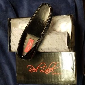 Red Label by Giovanni black slip on men's shoes